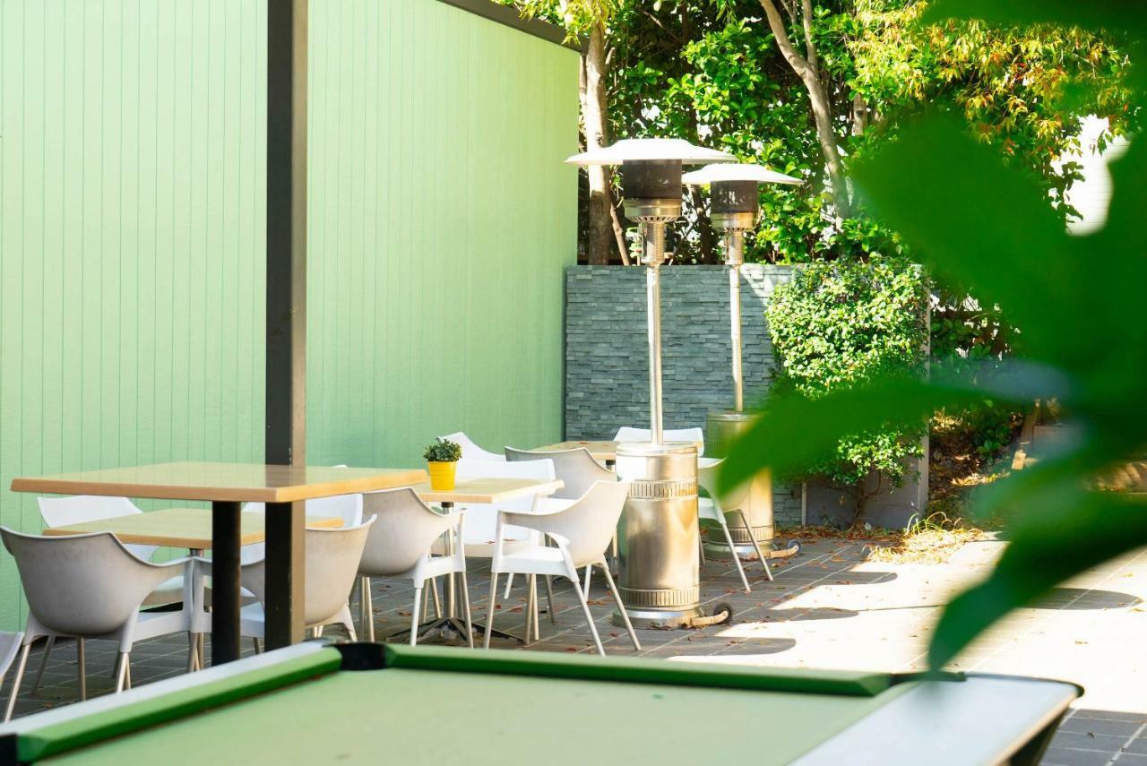 Horse And Jockey Hotel Homebush Cité de Cité de Sydney Extérieur photo